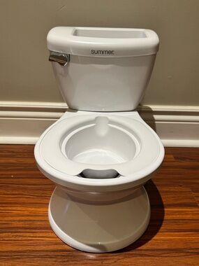 Summer Infant Potty with Flushing Sound